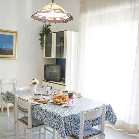 Apartment Gemma 2 -